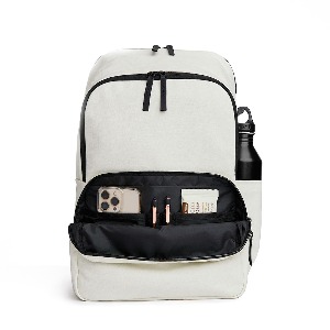 VOORAY 2nd Avenue Backpack Coconut